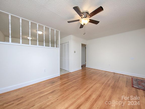 5th image of 1428 Reid St
