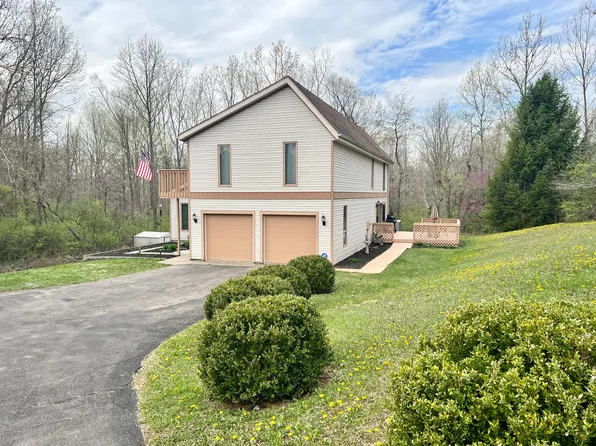 14230 Charm Hill Dr, Sidney, OH 45365