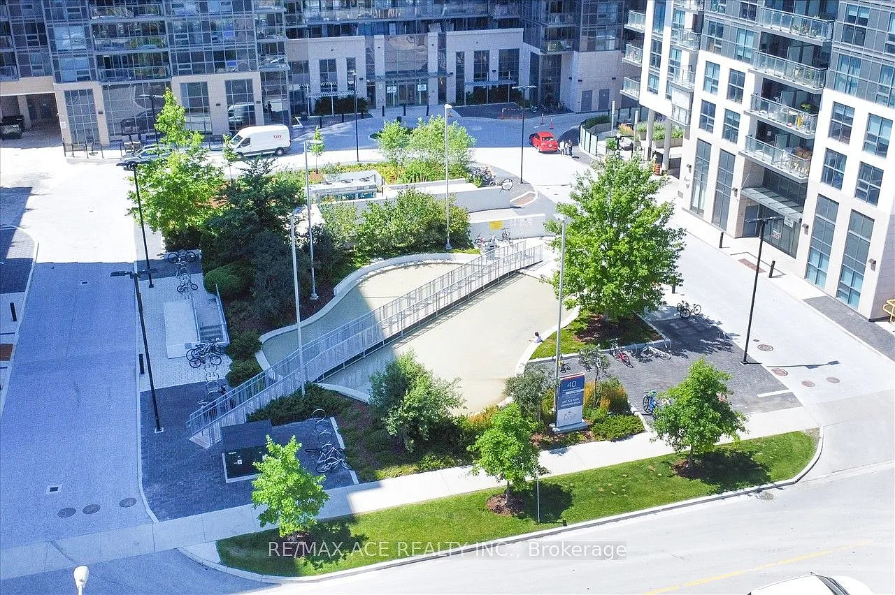 2 bed, $2,300 — Photo 3