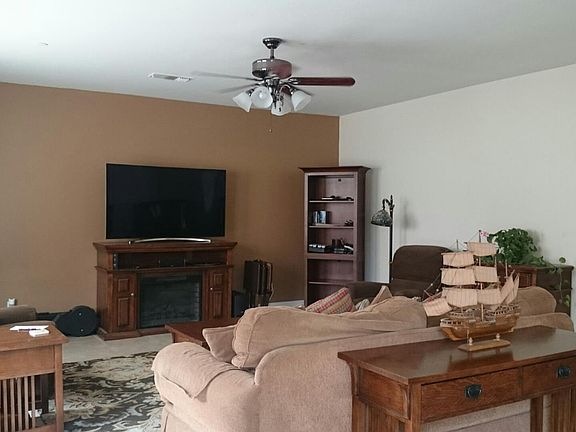 5th image of 1651 Panorama Dr
