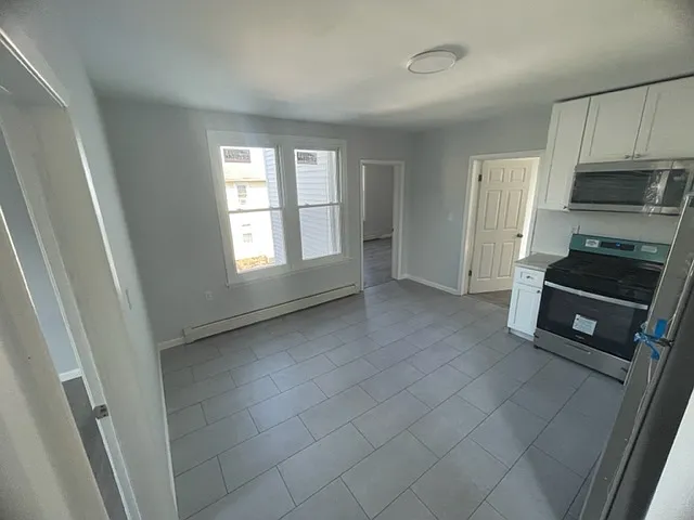33 Union Ln #3 — Photo 3