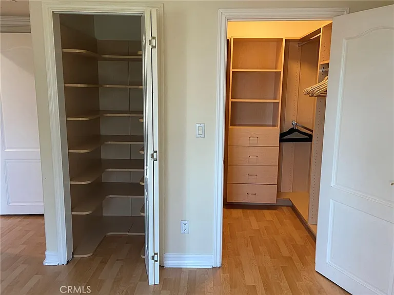 600 E Magnolia Blvd #202 — Photo 7
