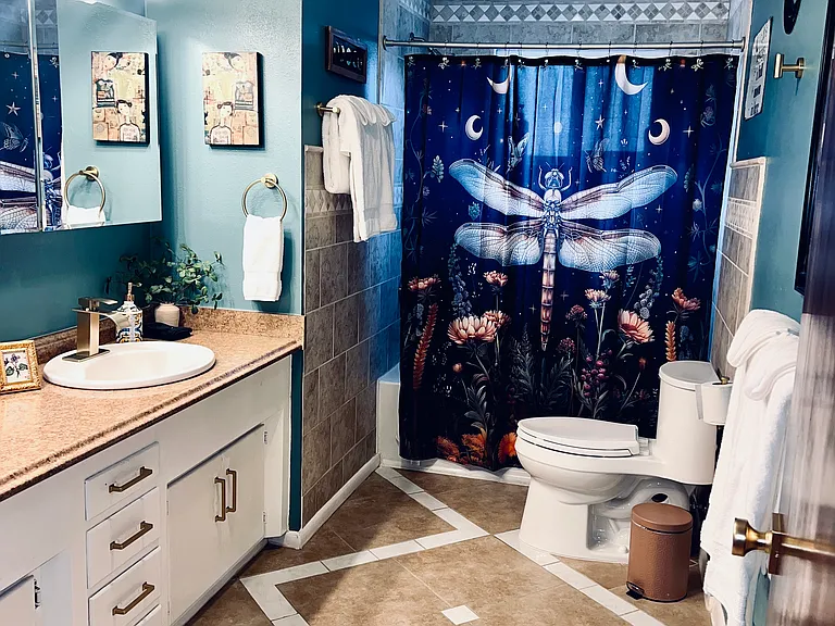 Main Bathroom