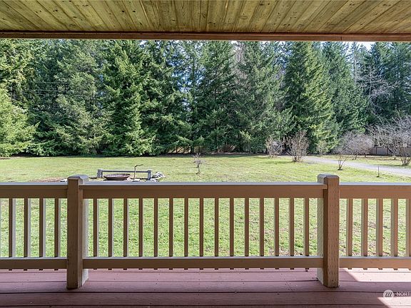 3rd image of 13441 Old Highway 99 SE