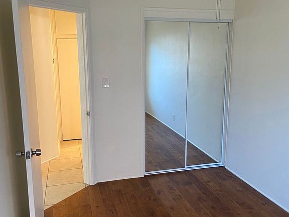 4th image of 4440-4444 Menlo Ave #4444-5