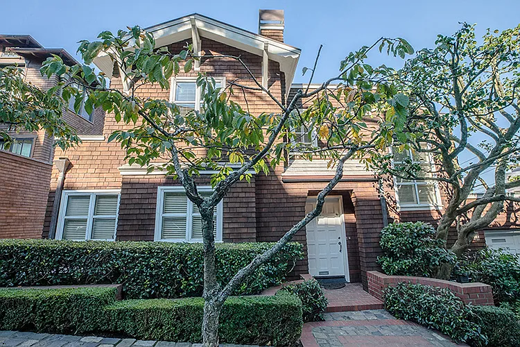 10 Edgehill Way — Photo 14