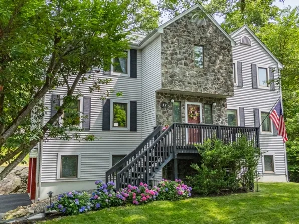 17 Bonnell Ln, Randolph Twp., NJ 07869