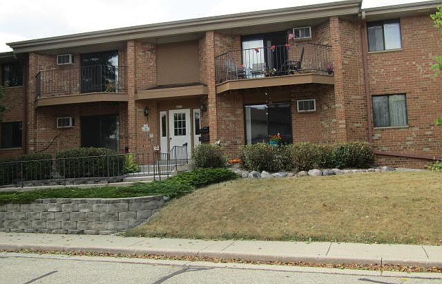 2nd image of 4417 S Greenridge Cir Unit D