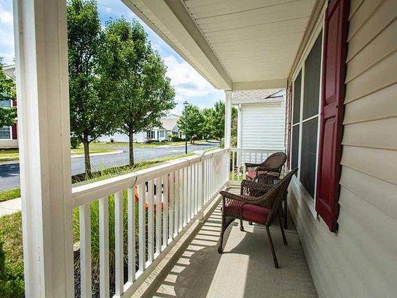 3rd image of 4242 Tigertail Ln