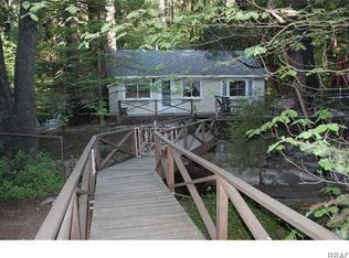 27123 Cedar Dr, Lake Arrowhead, CA 92352