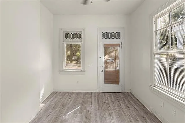 2 bed, 1.0 bath, 700 sqft, $1,400 — Photo 3