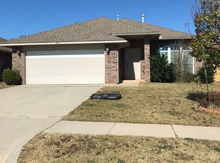 821 Caracara Dr, Norman, OK 73072