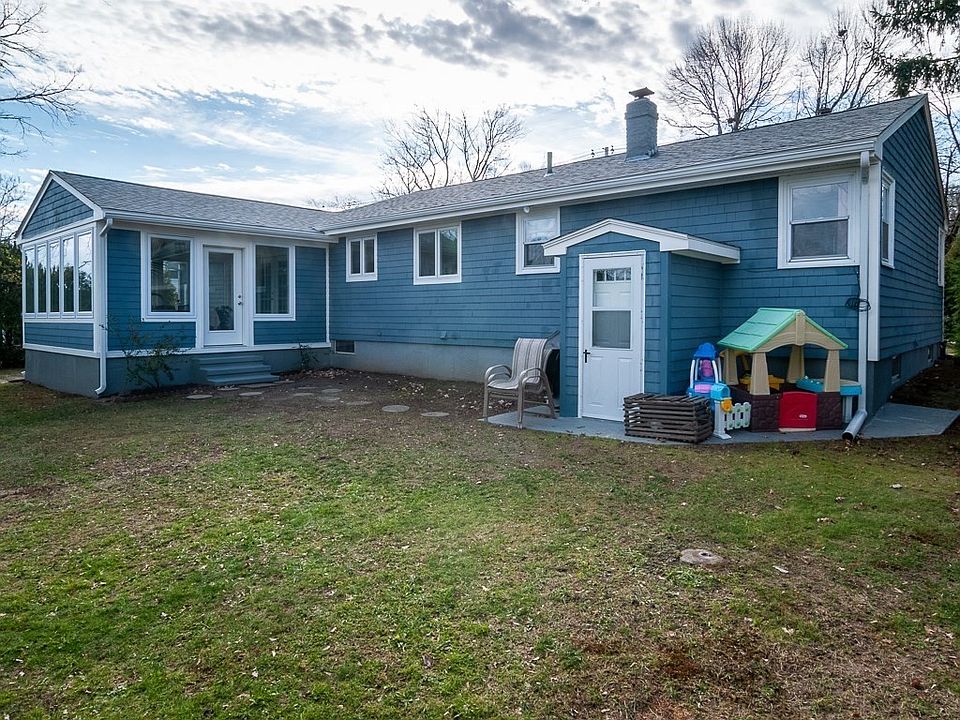 202 Chace St, Somerset, MA 02726 Zillow