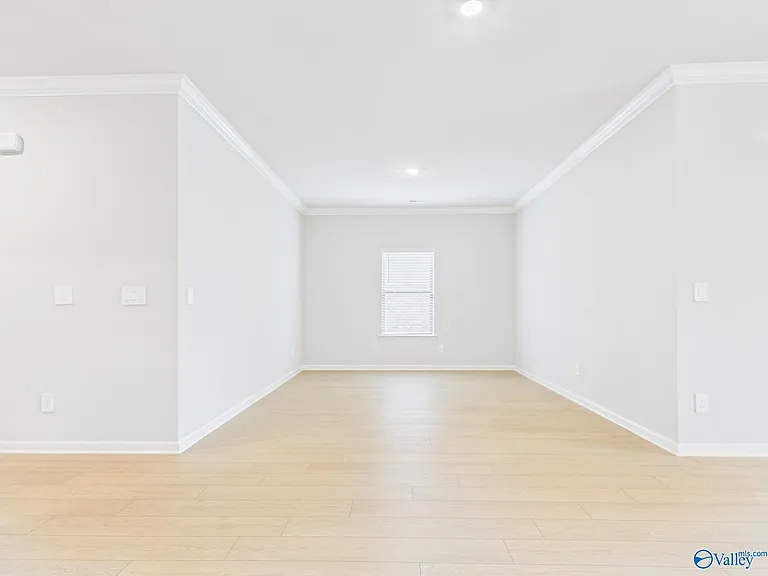 18072 Longleaf Dr — Photo 19