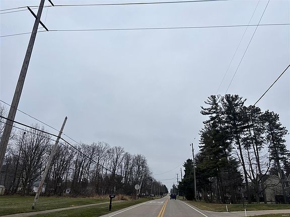 5th image of 5861 Ryan Rd