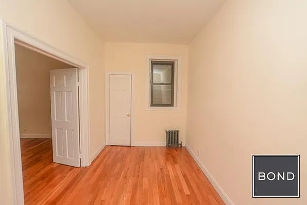 Rented by Bond New York | media 7