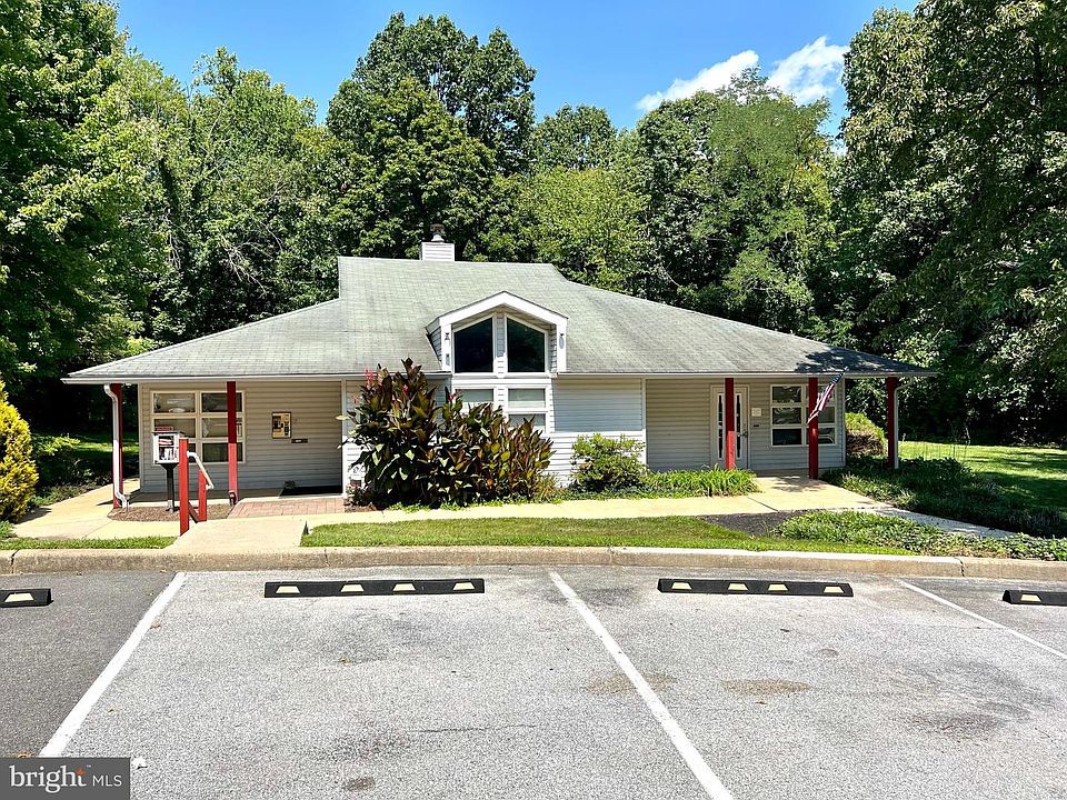 1st image of 1212 Governor House Cir #1212