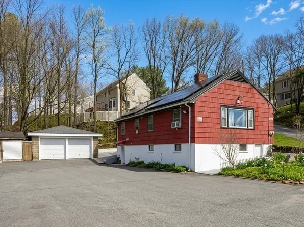 222 Walnut St, Saugus, MA 01906