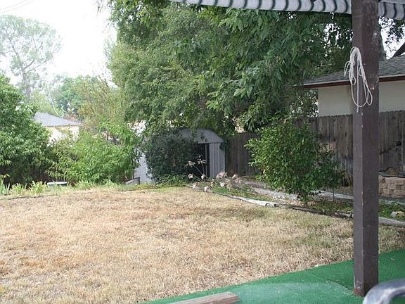 5th image of 10925 McVine Ave