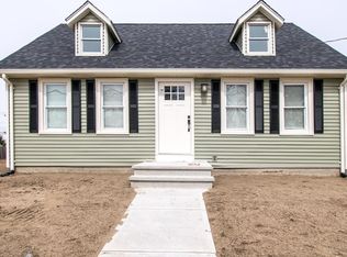 10 Surrey Rd, Springfield, MA 01118