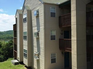 25 Chickadee Dr APT 1, Branson, MO 65616