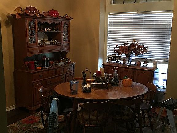 5th image of 2702 W Mount Dr