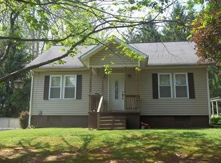 197 Arnoldsburg Rd, Spencer, WV 25276