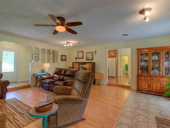 4th image of 105 Langford Farms Dr