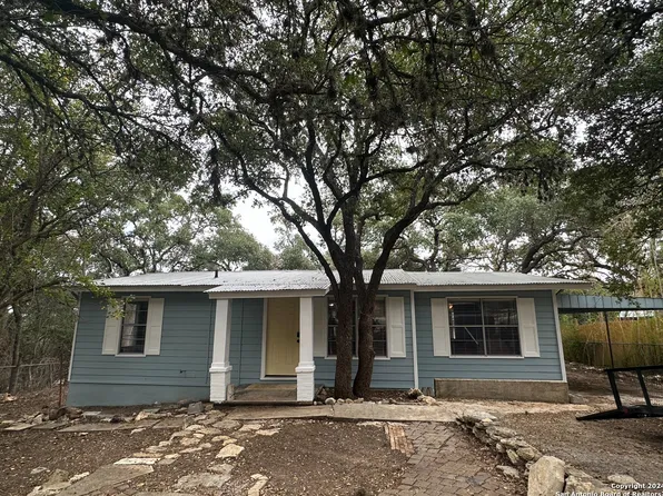 662 Hillclimb, Canyon Lake, TX 78133