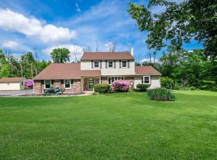 1630 Franklin Dr, Furlong, PA 18925
