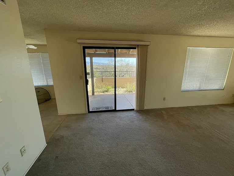 5081 N Camino De La Cumbre — Photo 11
