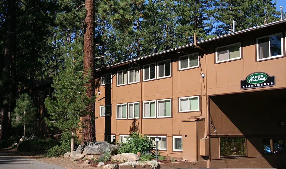 3999 Cedar Ave #31