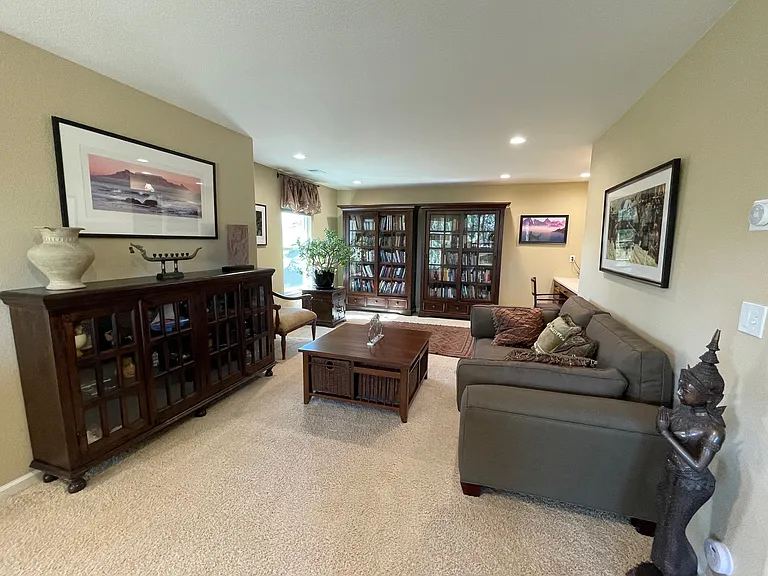 2201 Creekside Dr — Photo 27
