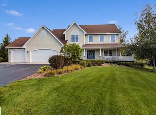 2963 Ridge Trail Dr, Traverse City, MI 49684