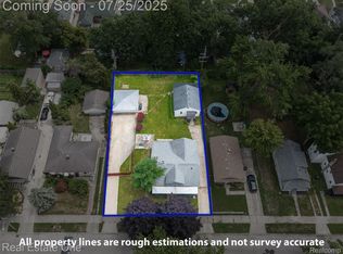 20492 Grandview St, Detroit, MI 48219