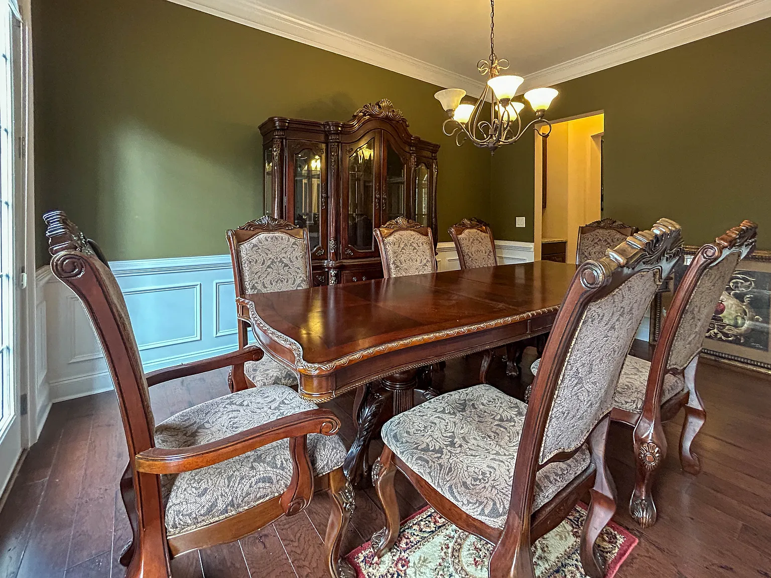 1887 Cedar Glenn Way — Photo 3
