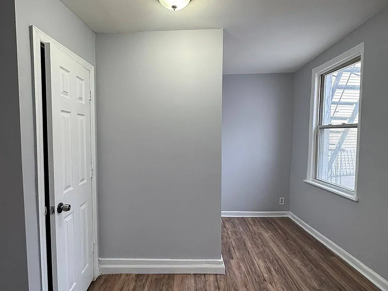 52 Harrison Ave #4 — Photo 8