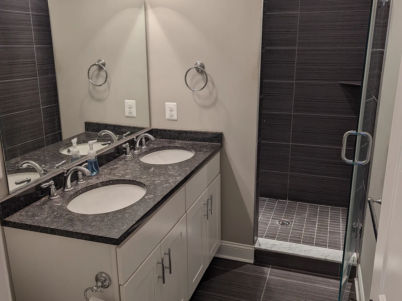 1811 S Hanover Street — Photo 4