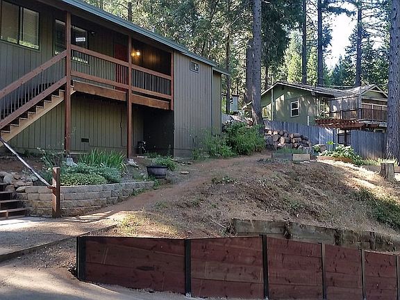 2nd image of 6995 Lakewood Dr