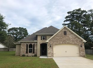 6614 Alii Pl, Diamondhead, MS 39525