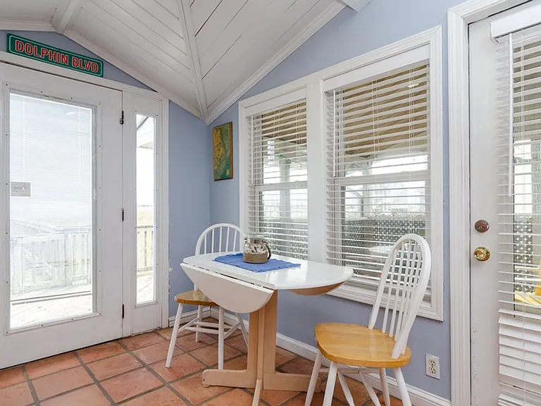 1816 Canal Dr — Photo 8
