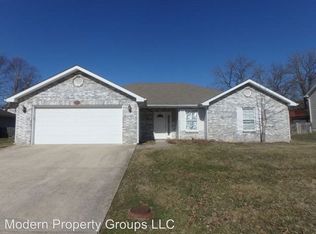 1605 Secretariat Dr, Columbia, MO 65202