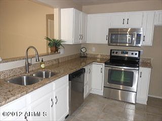 3rd image of 3013 E Siesta Ln