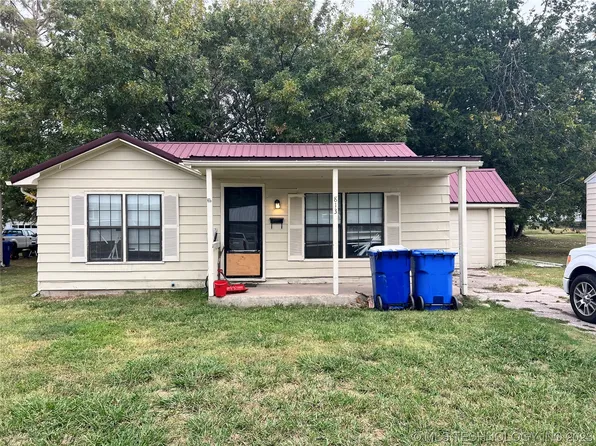 813 J St NW, Miami, OK 74354