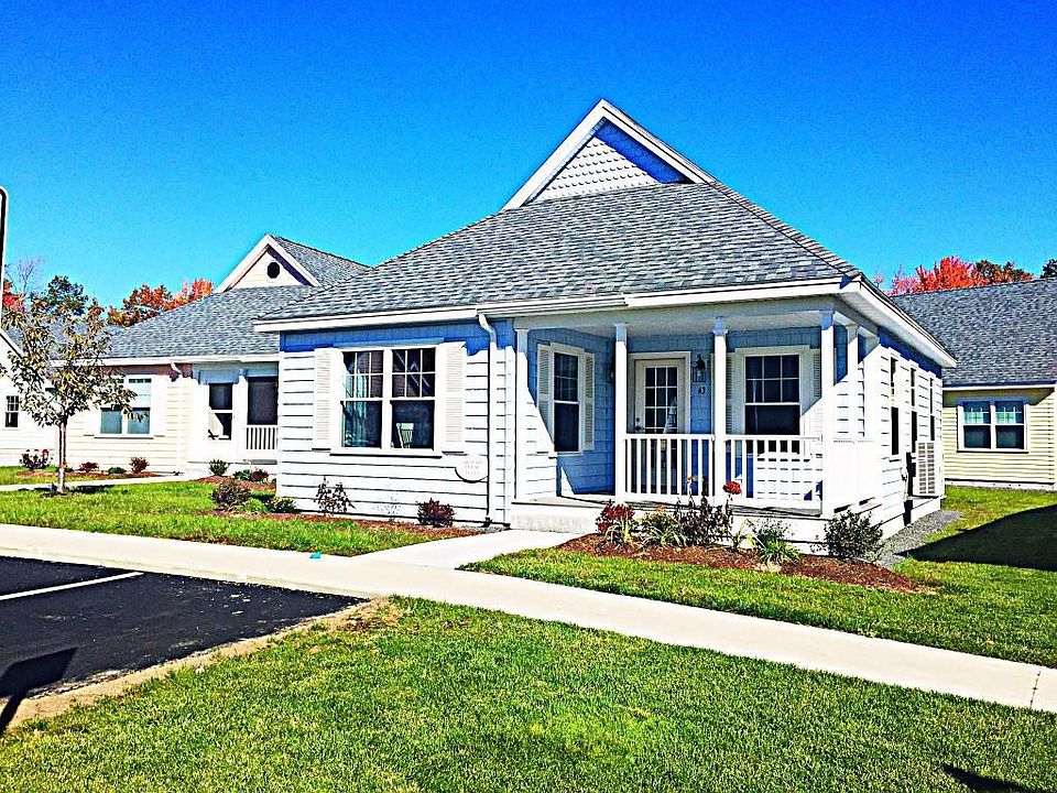 1st image of 180 Saco Avenue #45