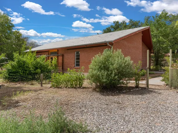 74 Arroyo Seco Cir, Espanola, NM 87532