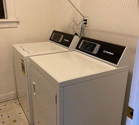 5th image of 852 W Armitage Ave APT 2F