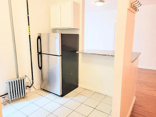 Rented by Virtual Real Estate | media 7