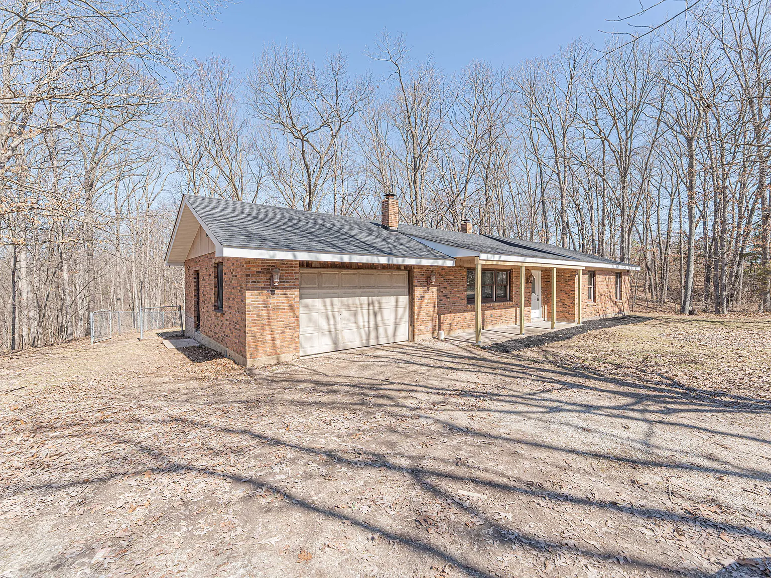 3 bed, 1344 sqft, $2,000 — Photo 3