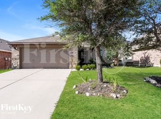 1424 Castlegar Ln, Justin, TX 76247
